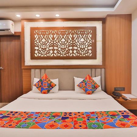 Fabhotel Shaurya Inn Lucknow Bagian luar foto