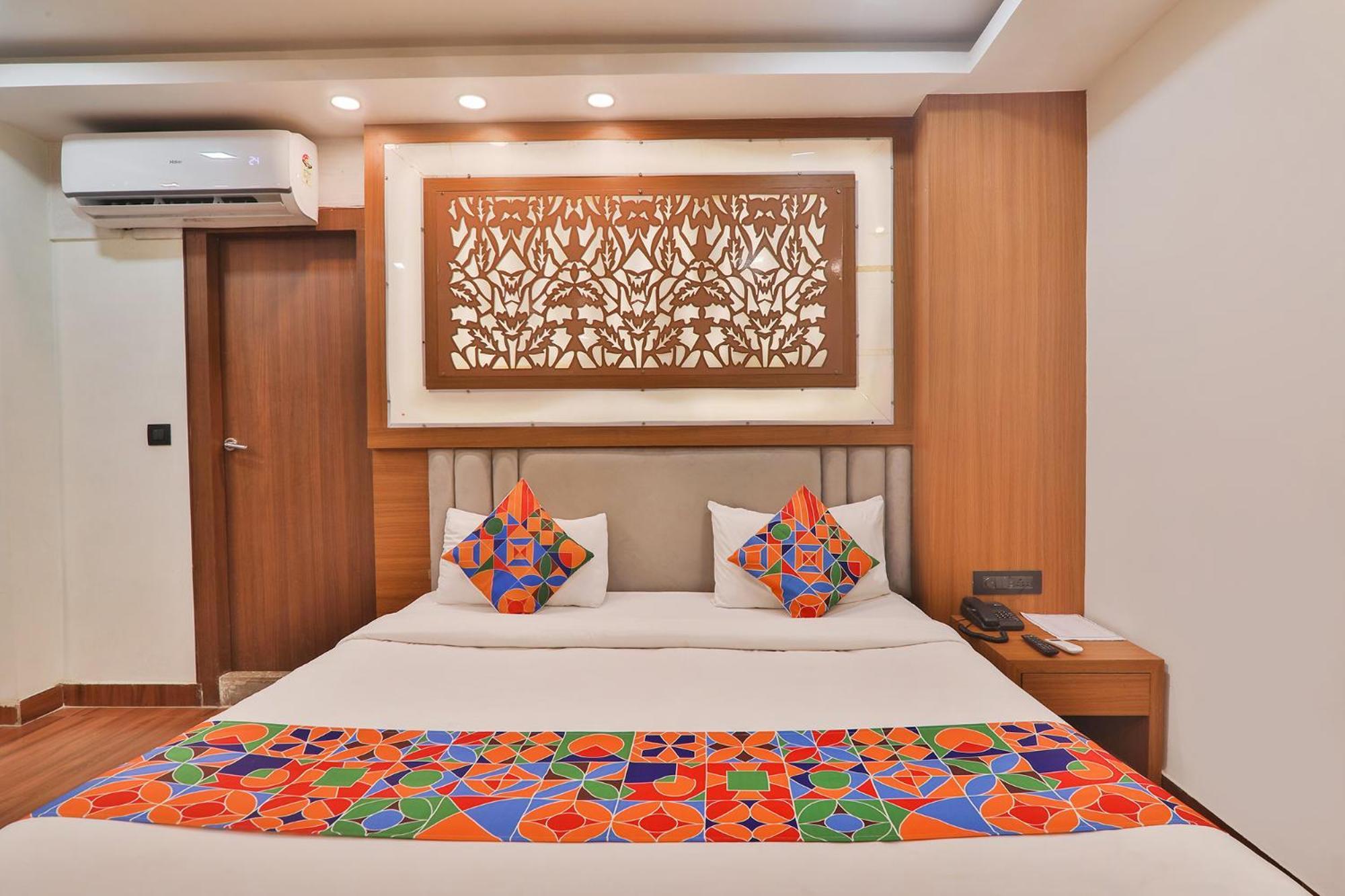 Fabhotel Shaurya Inn Lucknow Bagian luar foto